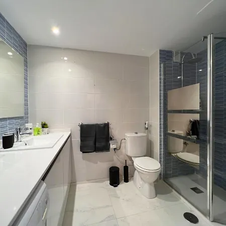 3003 Beachfront Penthouse Apartman *