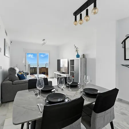 Apartman 3003 Beachfront Penthouse