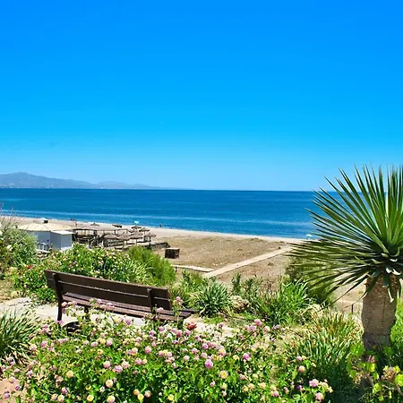 3003 Beachfront Penthouse San Luis de Sabinillas