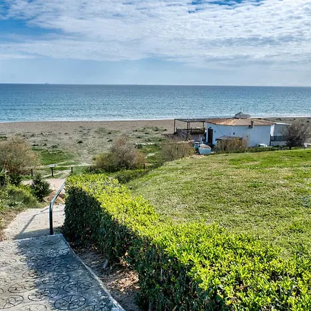 3003 Beachfront Penthouse *